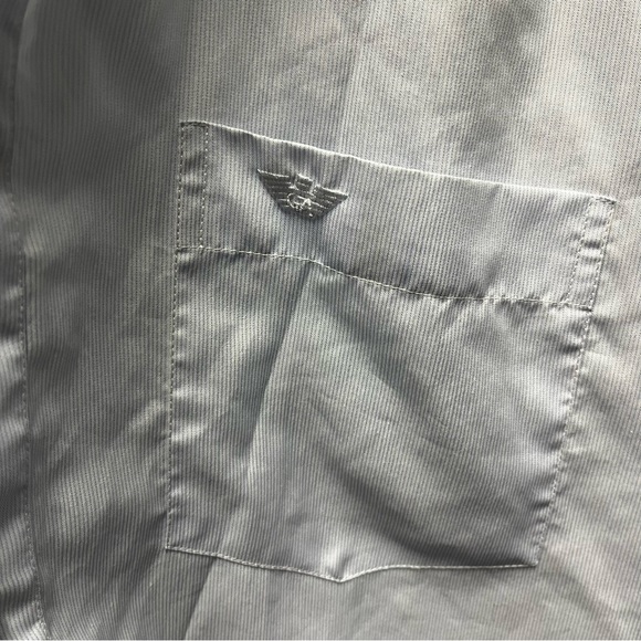 ⬇️$35 Giorgio Armani, short sleeve button up shirt size 17 - Picture 4 of 4